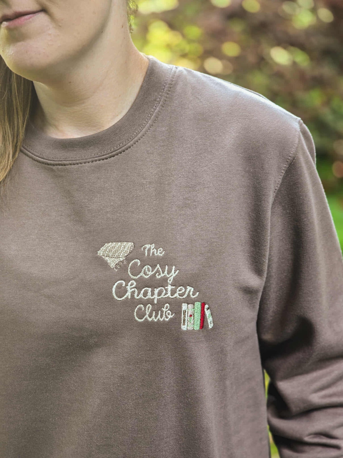 The Cosy Chapter Club Sweatshirt | Book Lovers Autumn Jumper โ Marnie&Co